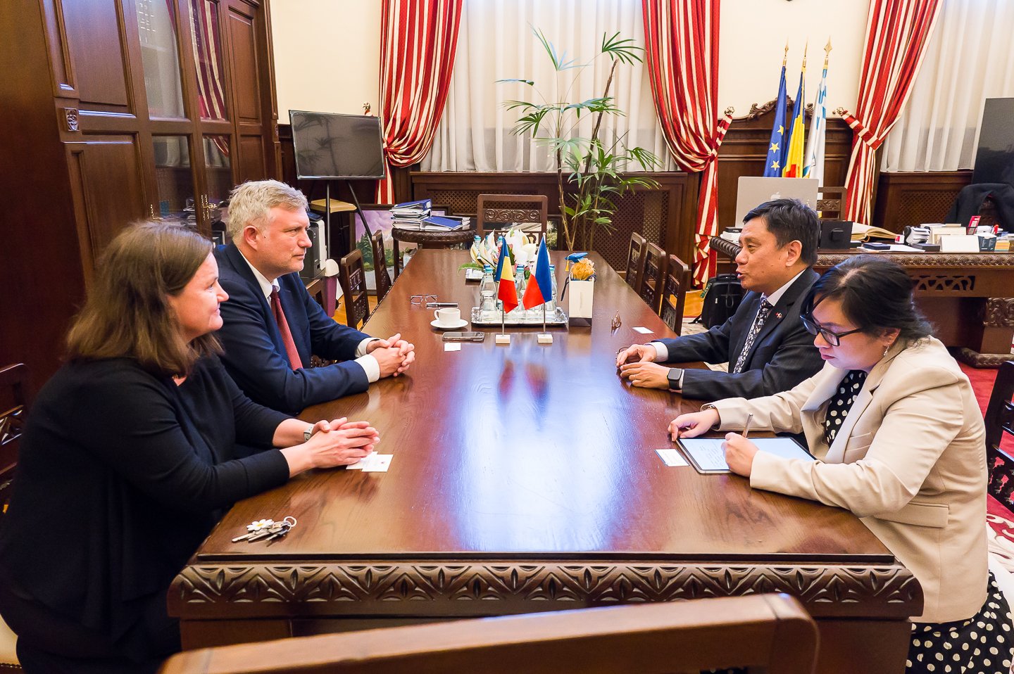 Ambasadorul Republicii Filipine în România a vizitat UAIC